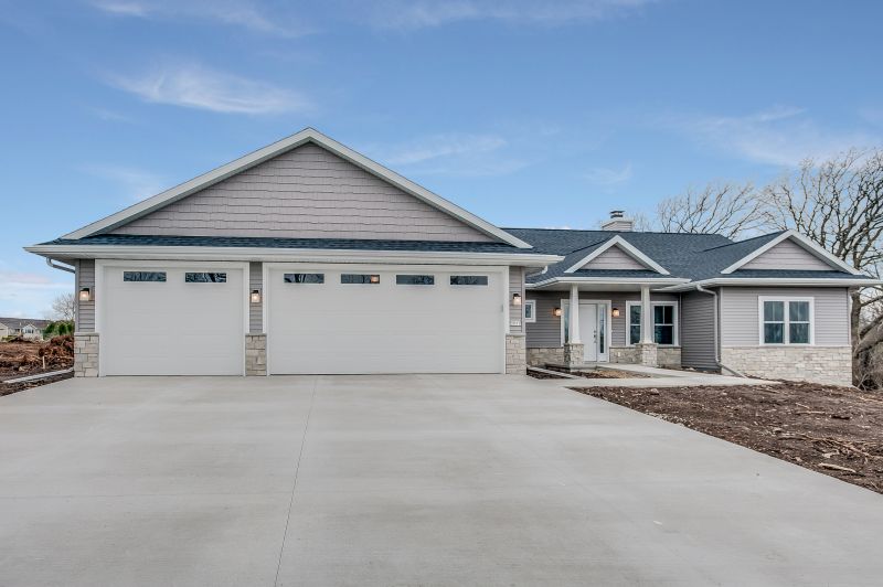 Concrete Driveway Resurfacing in Des Moines, IA